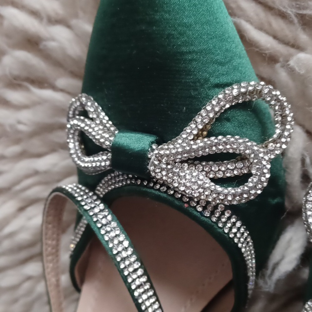 Heels - Picture 3 of 15